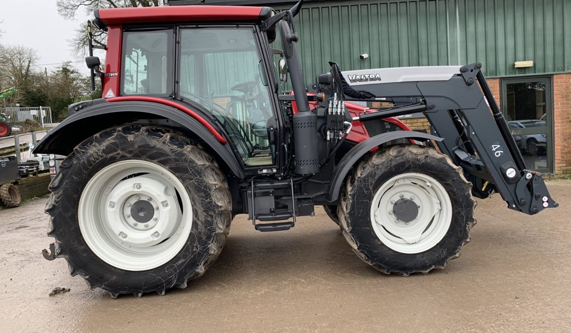 Valtra N103H (HF17 ATY)