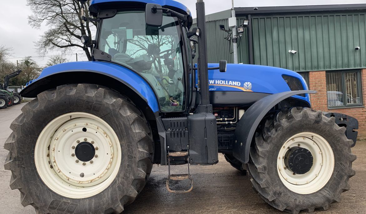 New Holland T7.250 (OU12 ATX)