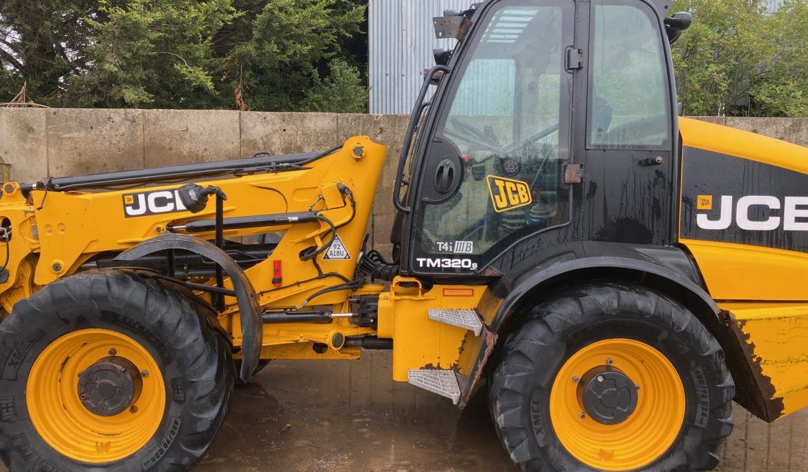 JCB TM320s (HX14 BWJ)