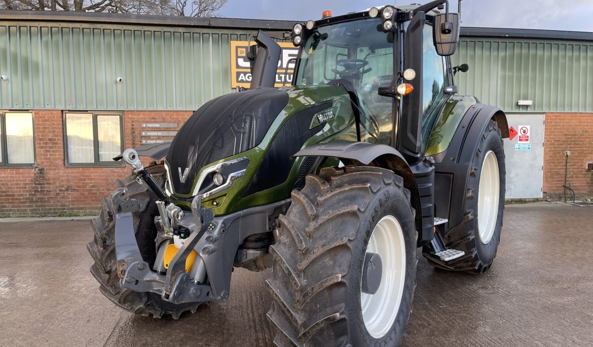 Valtra T195 V